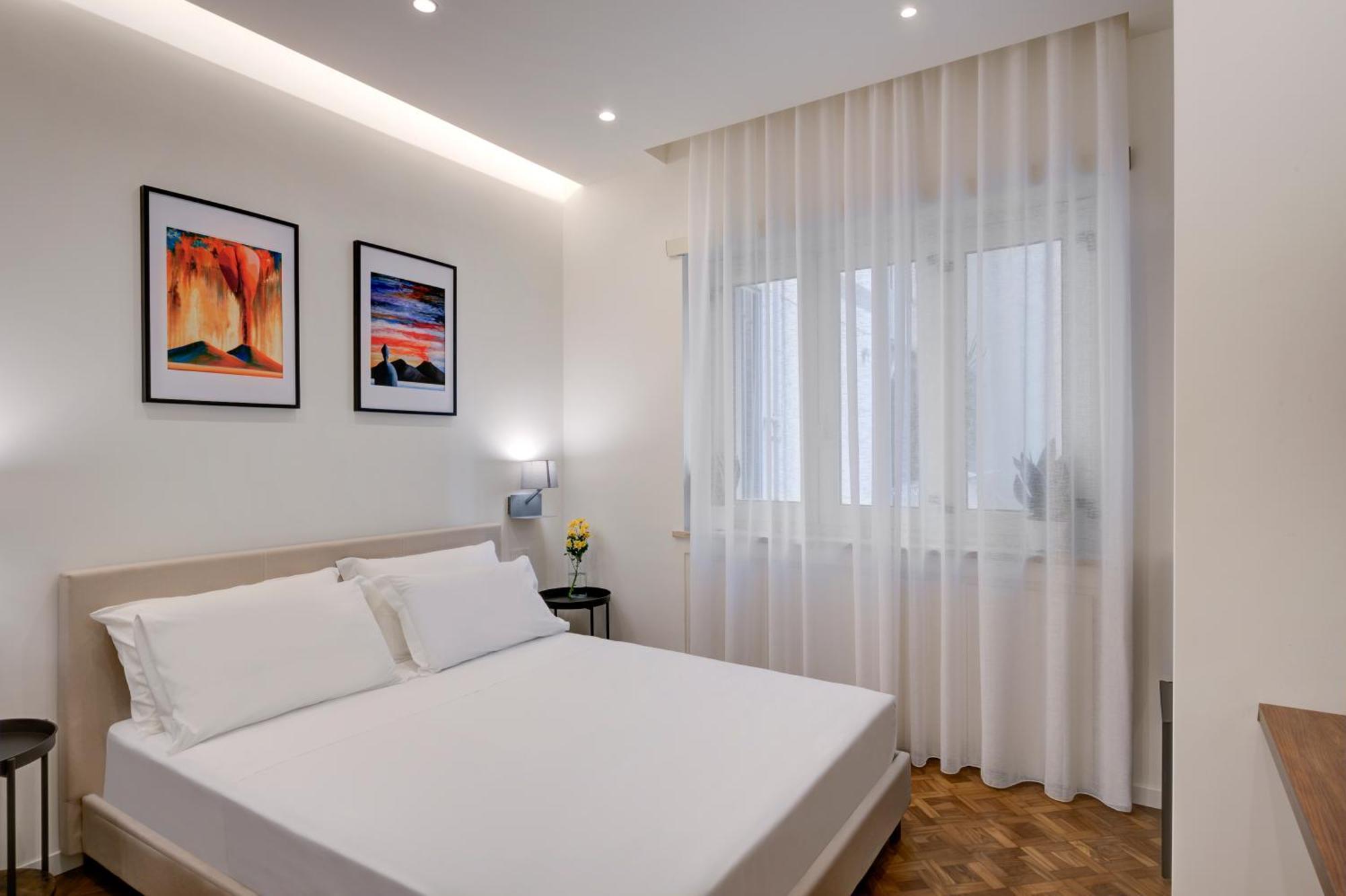 נאפולי Well Suites - Piazza Dei Martiri מראה חיצוני תמונה