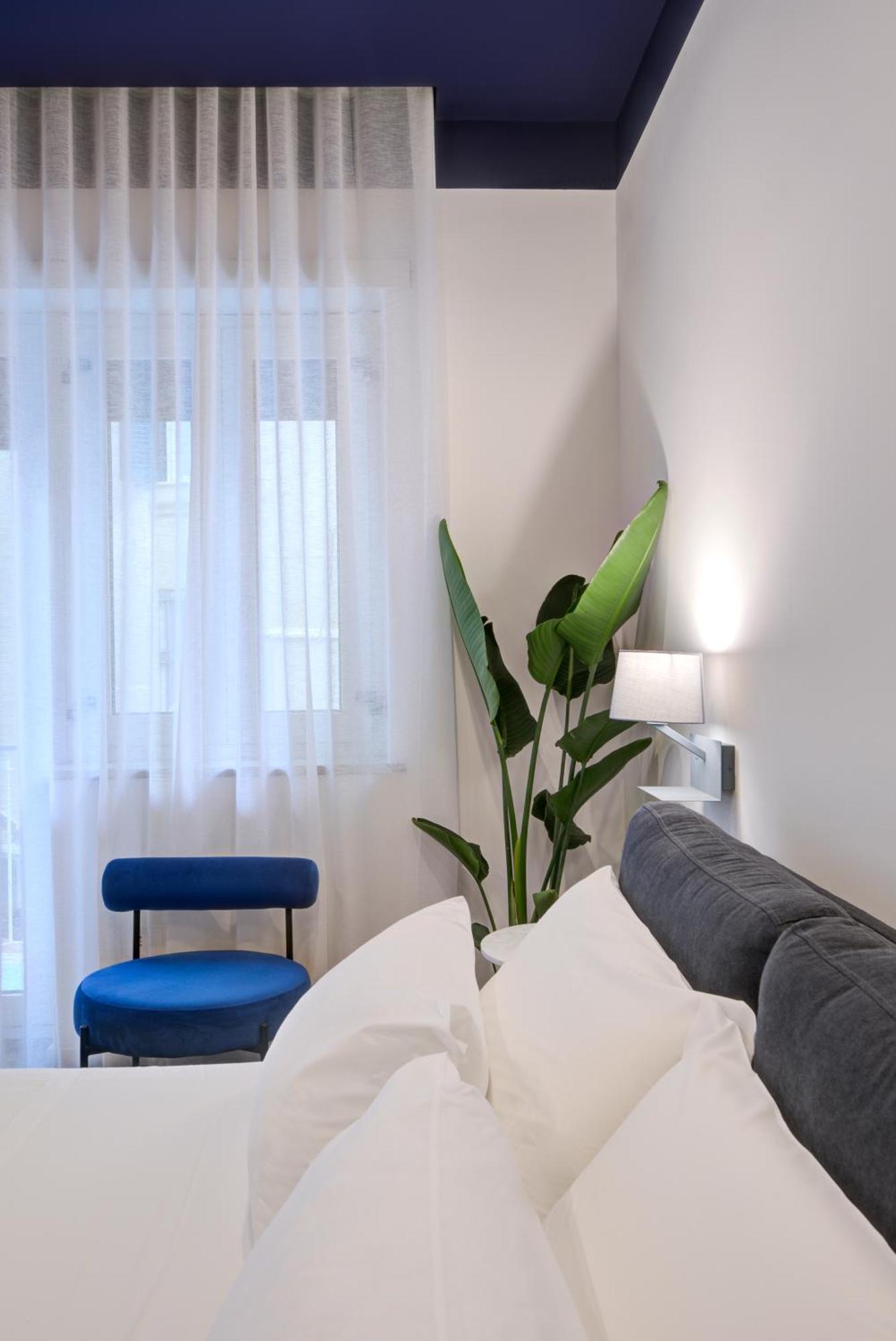 נאפולי Well Suites - Piazza Dei Martiri מראה חיצוני תמונה