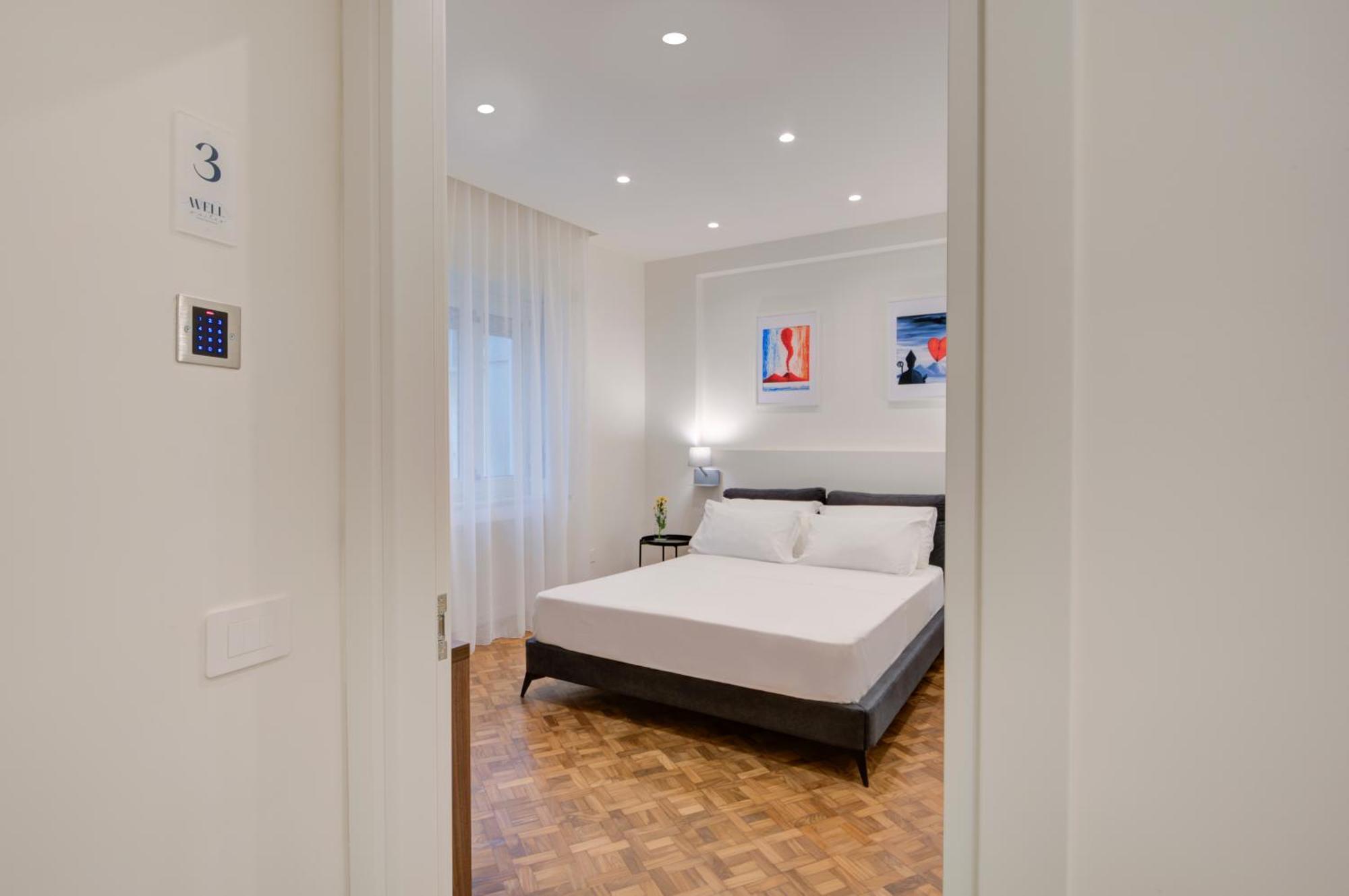 נאפולי Well Suites - Piazza Dei Martiri מראה חיצוני תמונה