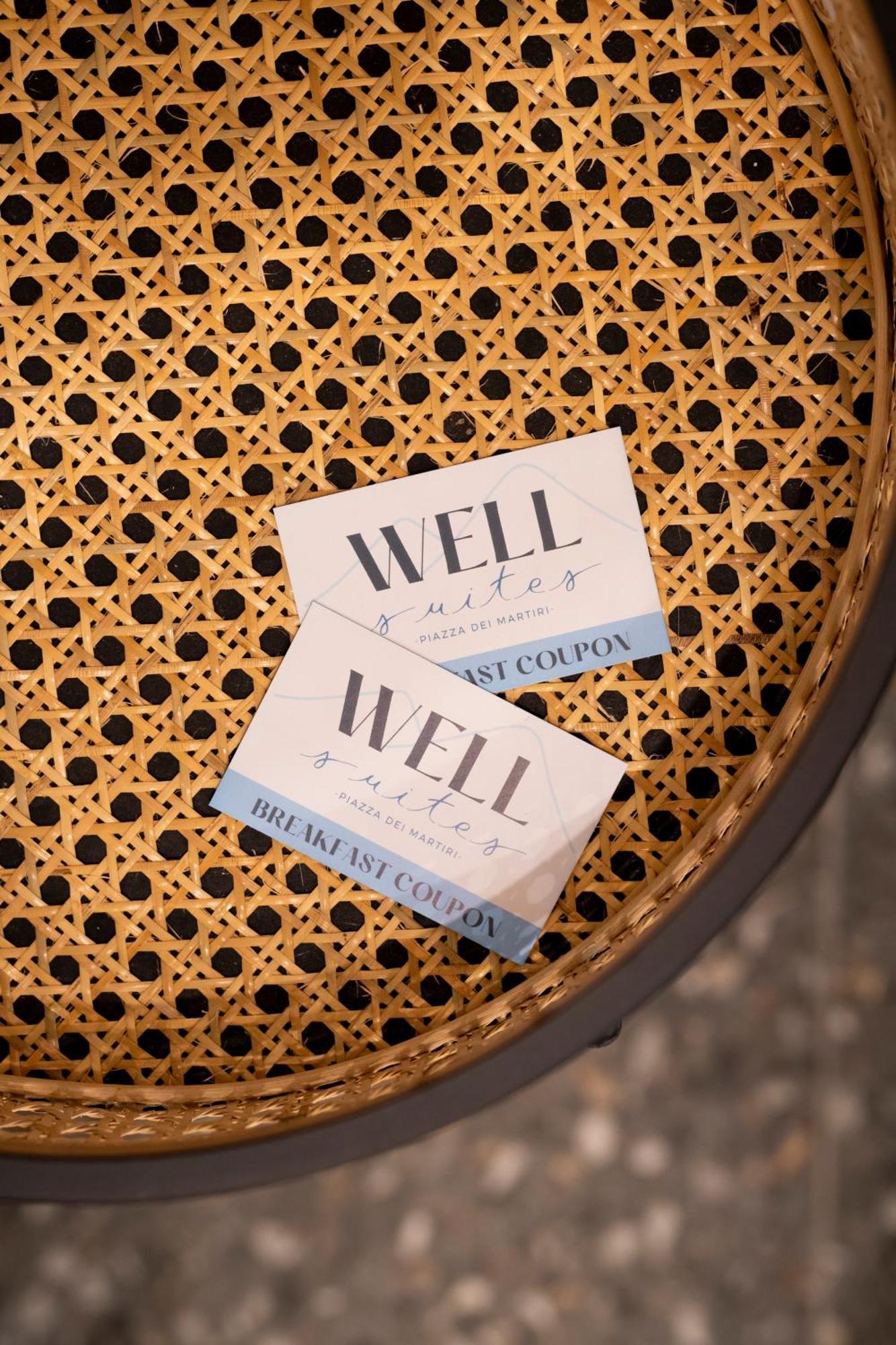נאפולי Well Suites - Piazza Dei Martiri מראה חיצוני תמונה